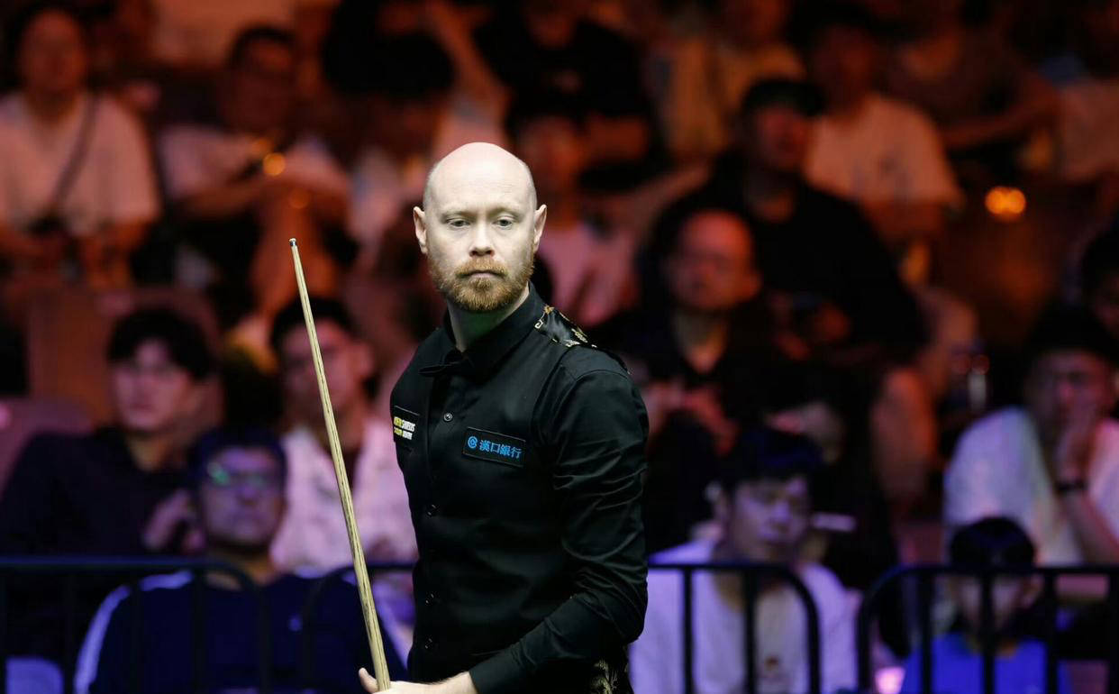 威尔逊, 击败亚伦, 希尔皆已退