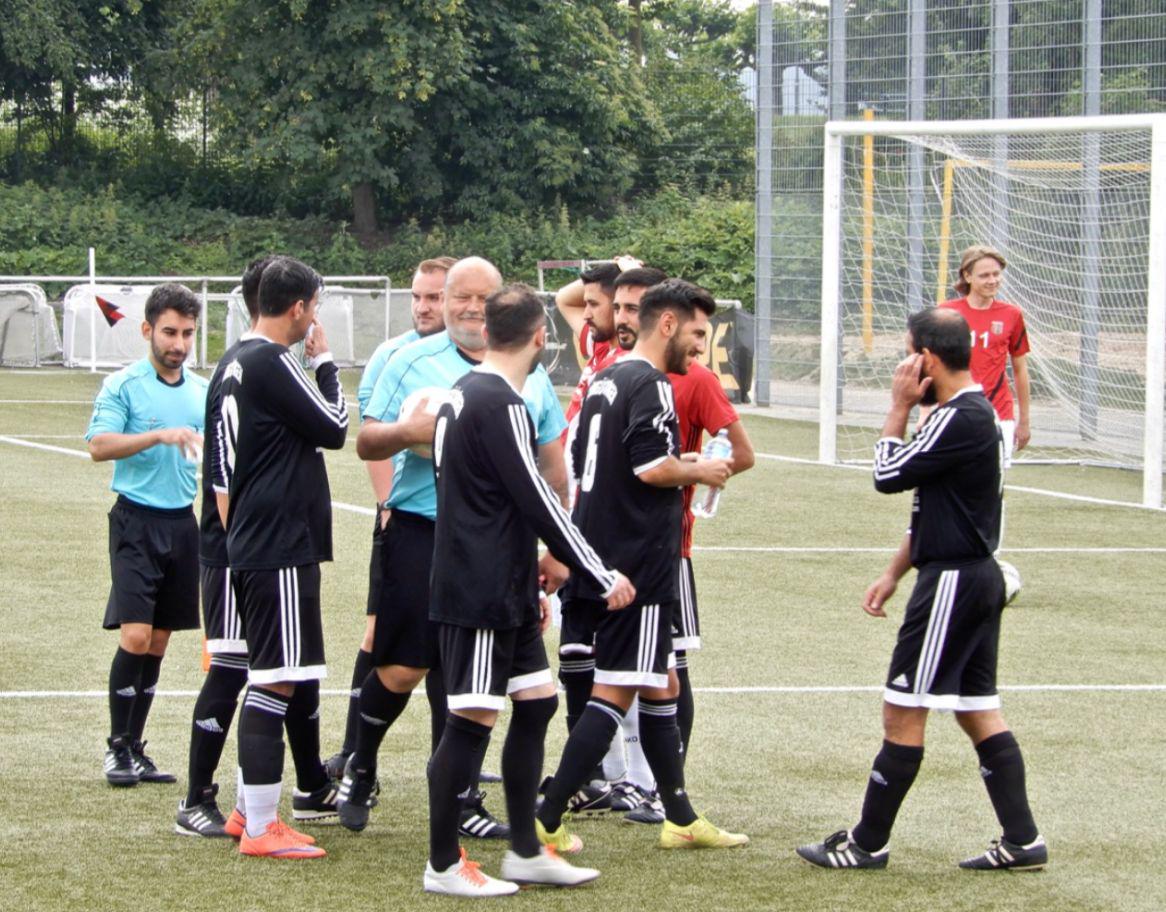 对手都有点 对手都有点